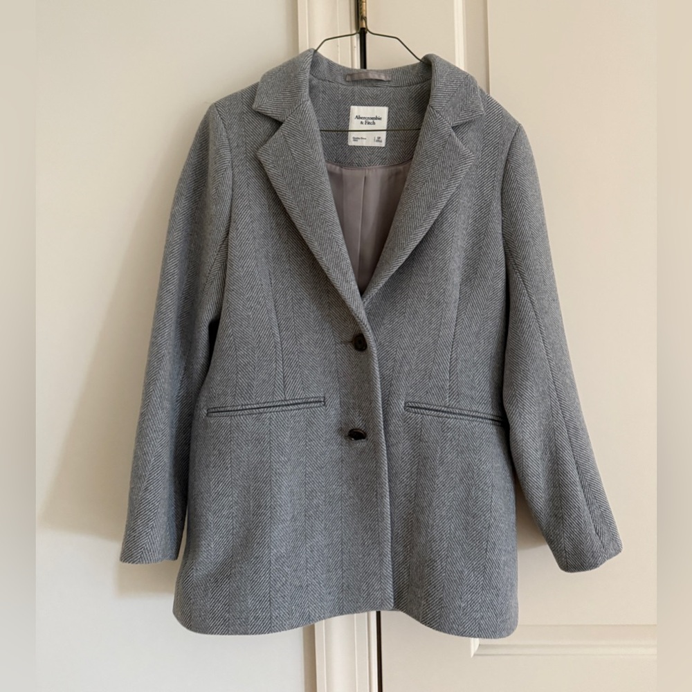 Abercrombie & Fitch Gray Herringbone Blazer Size Small - Picture 1 of 7